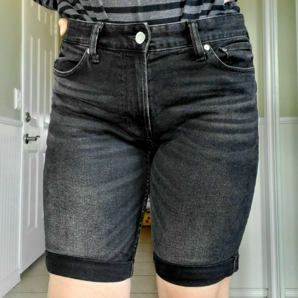 H&M Slim Fit Boyfriend Shorts